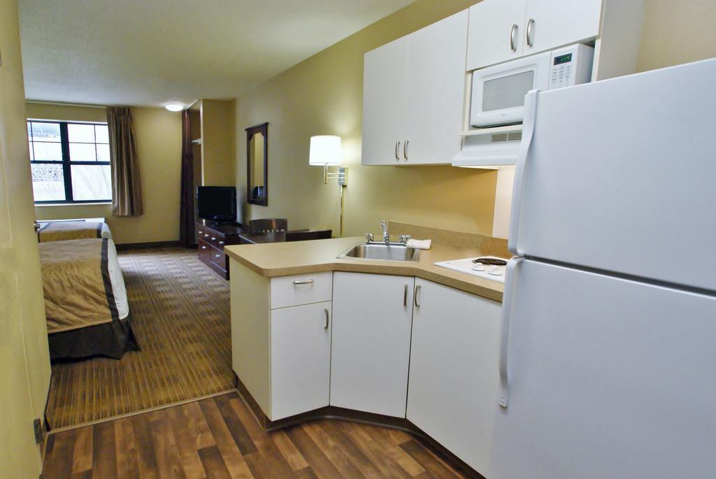Extended Stay America Suites - Raleigh - Cary - Regency Parkway North Bagian luar foto