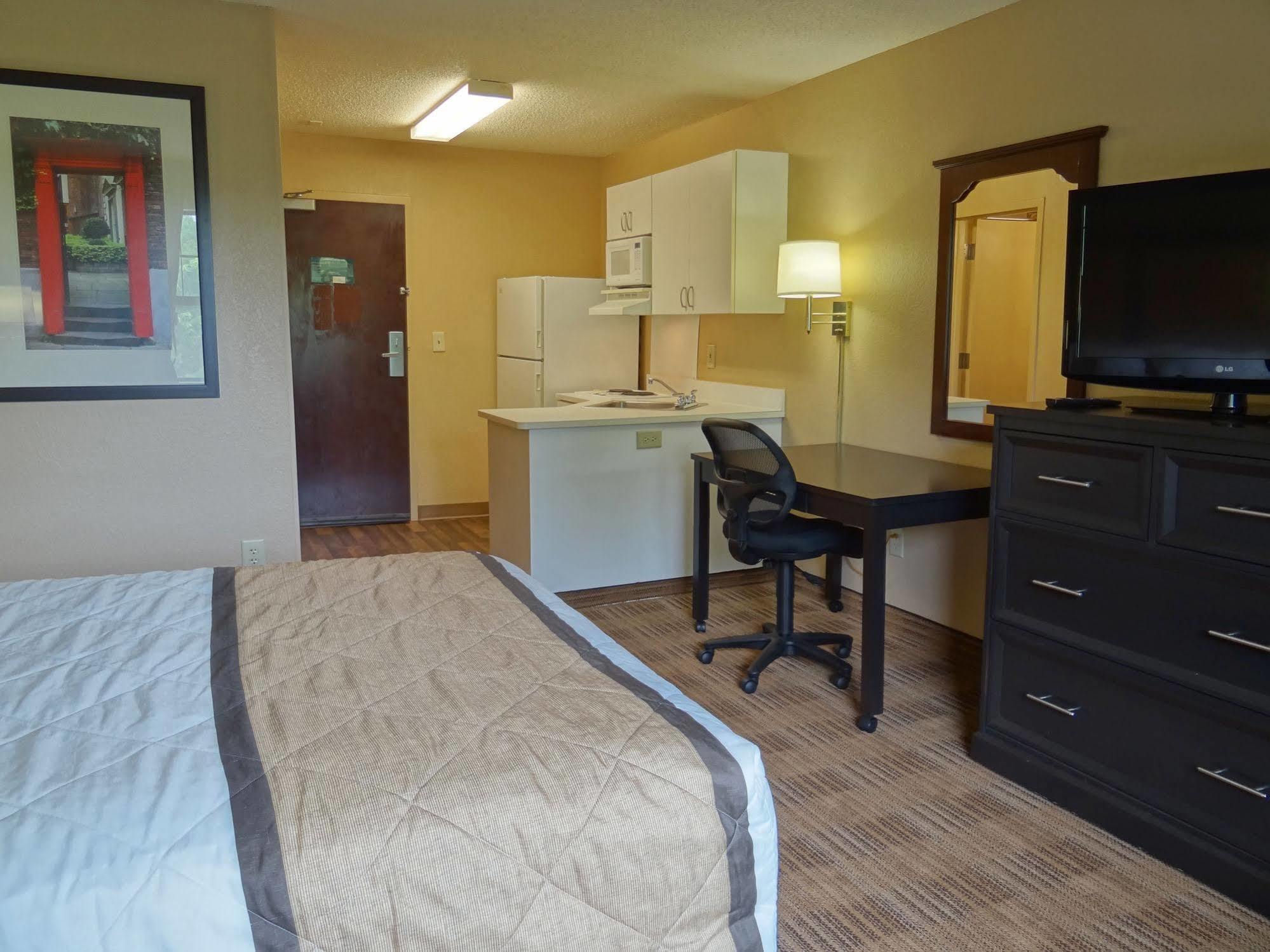 Extended Stay America Suites - Raleigh - Cary - Regency Parkway North Bagian luar foto